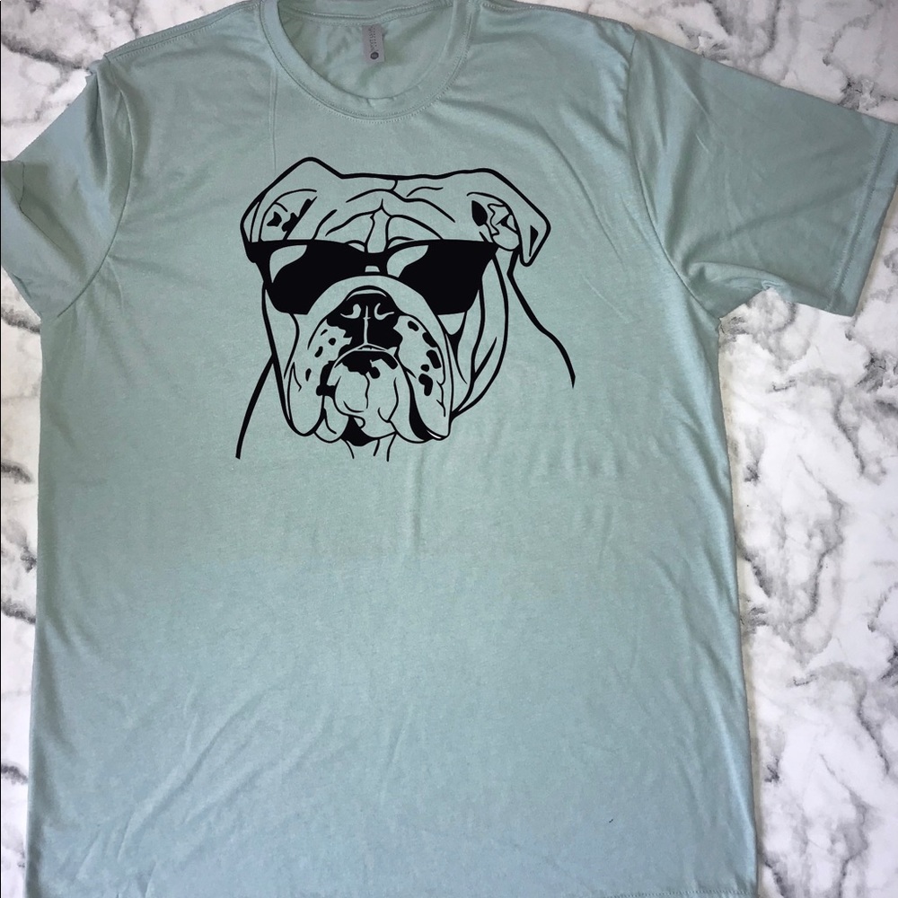 Cool bulldog shirt. New